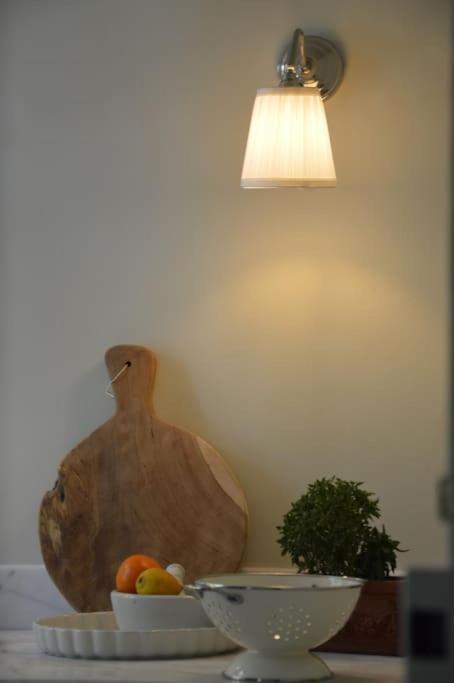 איל-סור-לה-סורג La Loge Familiale: 110M2, Place Rose Goudard, Ac מראה חיצוני תמונה